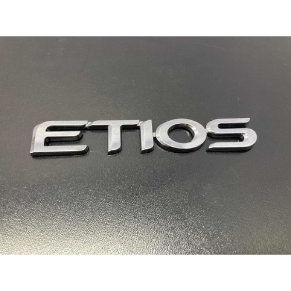 Emblema Etios Capô Traseiro Toyota Etios 2013/2021