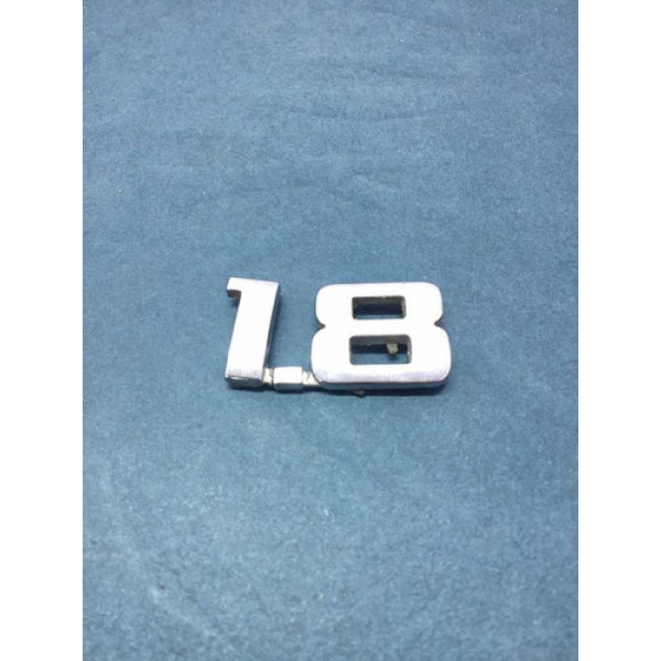 Emblema 1.8 Capô Traseiro Chevrolet Meriva 2004-2012