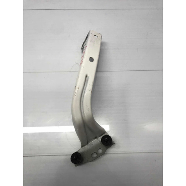 Suporte Pára-lama Esquerdo Volkswagen Up 2013/2016