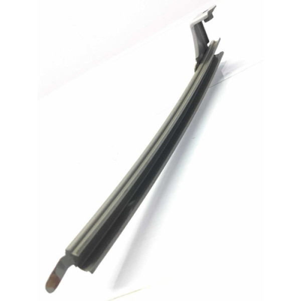 Guia Vidro Porta Dianteira Direita Toyota Corolla 2017