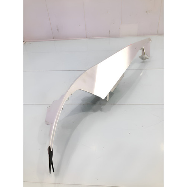 Acabamento Interno Farol Esquerdo Toyota Corolla Cross Esquerdo Prateado