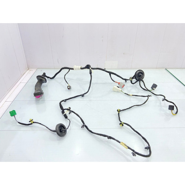 Chicote Porta Dianteira Direita Chevrolet Cruze 2018/2023