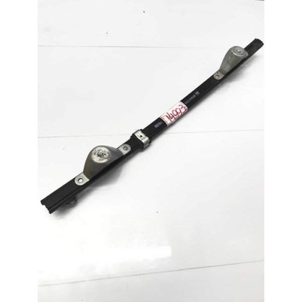 Guia Canaleta Vidro Dianteiro Direito Chevrolet Vectra 06/12