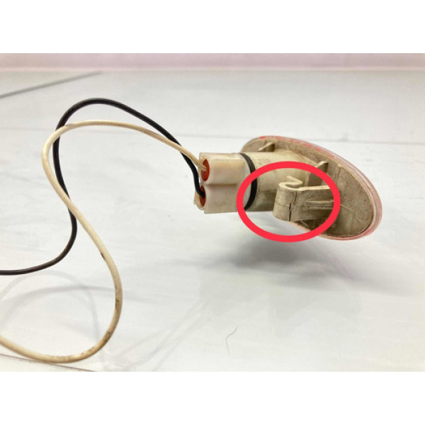 Pisca Pára-lama Dianteiro Direito Nissan Livina 2010