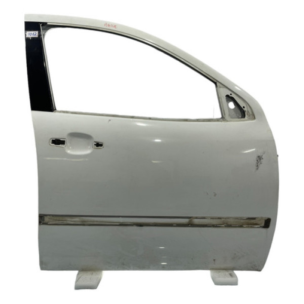 Porta Dianteira Direita Chevrolet Agile/montana 2008/2018 Dianteira Direito Branco