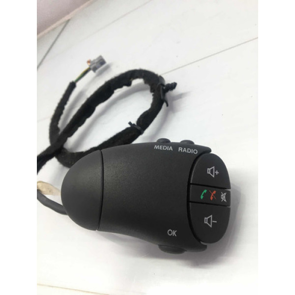 Comando Volante Rádio E Telefone Renault Duster 2012-2015