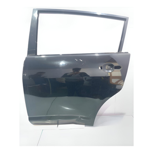 Porta Traseira Esquerda Nissan Tiida Hatch 2008/14 C/detalhe Preto Traseira Esquerda