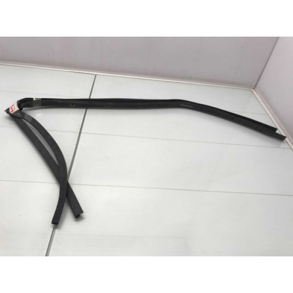 Borracha De Vedação Traseira Direita Fiat Grand Siena 12-20