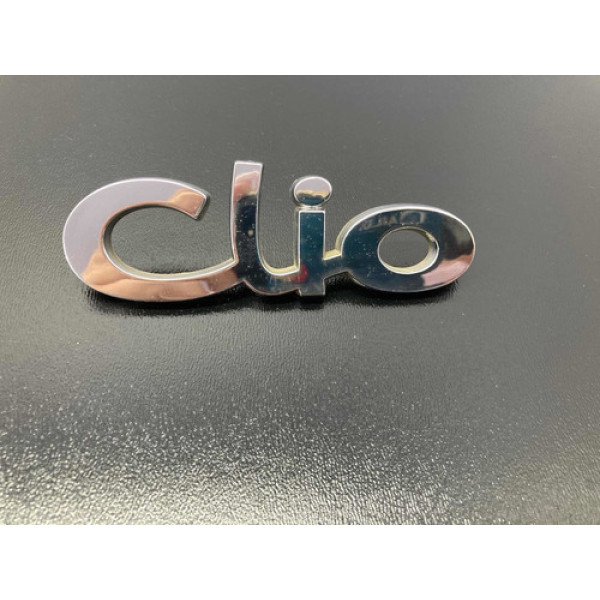 Emblema Clio Capô Traseiro Renault Clio 2010