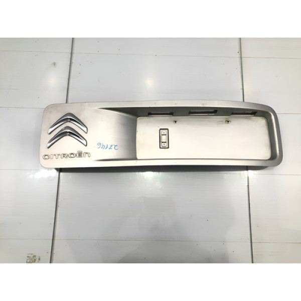 Moldura Aplique Tampa Traseira Citroen C3 Aircross  14/21 Prateado