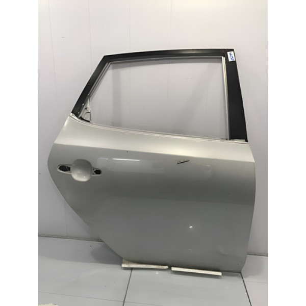 Porta Traseira Direita Hyundai I30 2009/2013 Com Detalhe Traseira Direita Preto