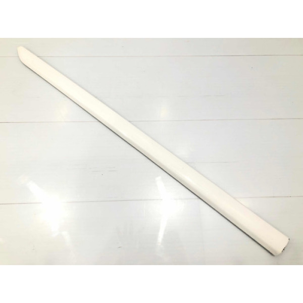 Friso Lateral Porta Dianteira Direita Chevrolet Onix 2013/19