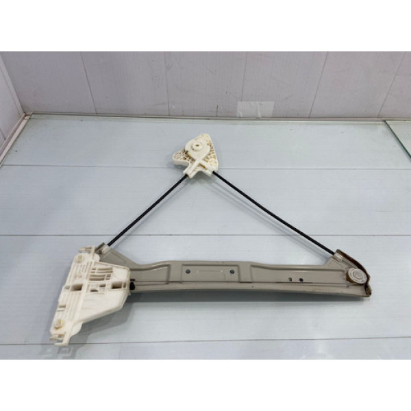 Maquina Vidro Dianteira Dir Volkswagen Saveiro Robust 17/20