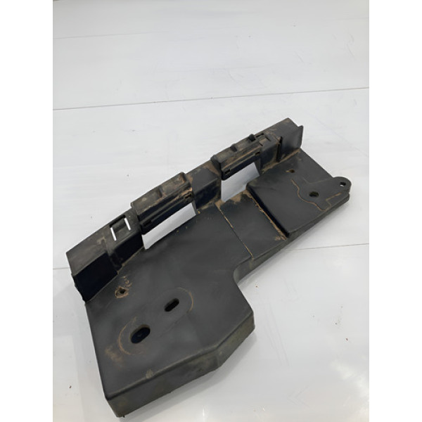 Guia Farol Esquerdo Nissan Tiida 2008/2014 Esquerdo