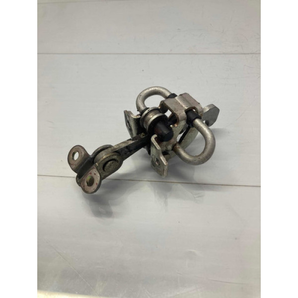 Limitador Dianteiro Esquerdo Fiat Idea Adventure 2011/2016