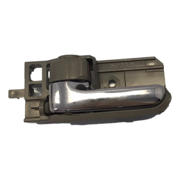 Maçaneta Int Dianteira/traseira Esq Corolla Fielder 03/2008 Dianteira