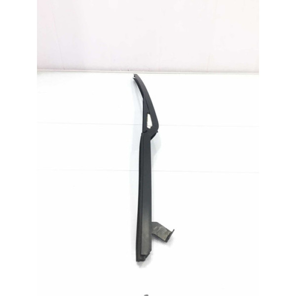 Guia Canaleta Porta Traseira Esquerda Volkswagen Fox 2014