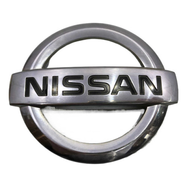 Emblema Tampa Traseira Nissan Grand Livina 2008/2015 52478 Prateado