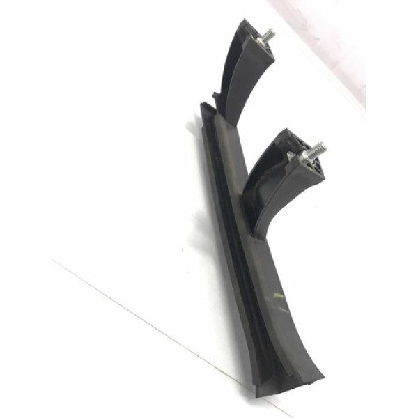 Guia Canaleta Vidro Porta Dianteira Esq Fiat Bravo 2010/2016