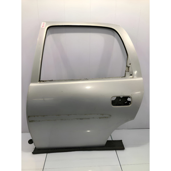 Porta Traseira Esquerda Chevrolet Corsa 2000/2010 Traseira Esquerda Prateado