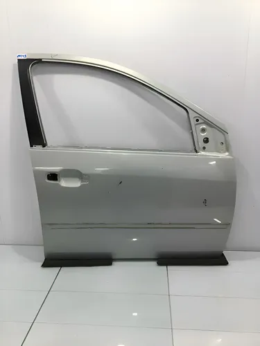 Porta Dianteira Direita Ford Fiesta 2003/2014 Dianteira Direita Prateado